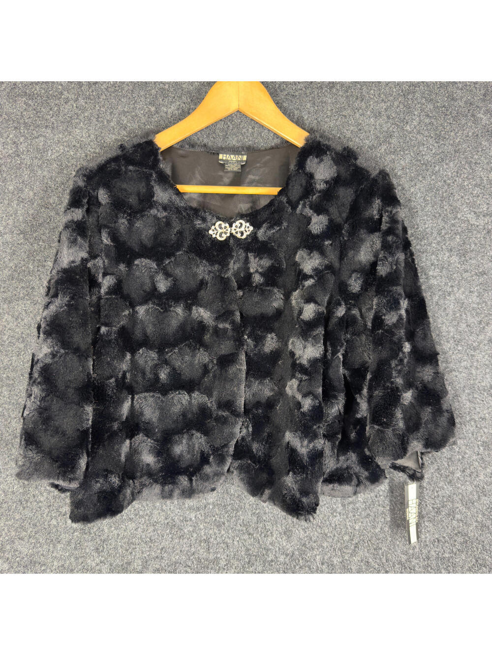 New Haani Jacket Women 1X Plus Black Geometric Long Sleeve Lined Faux Fur Casual